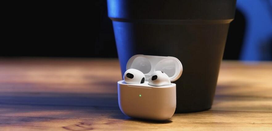 AirPods Pro 2 vs. AirPods 3