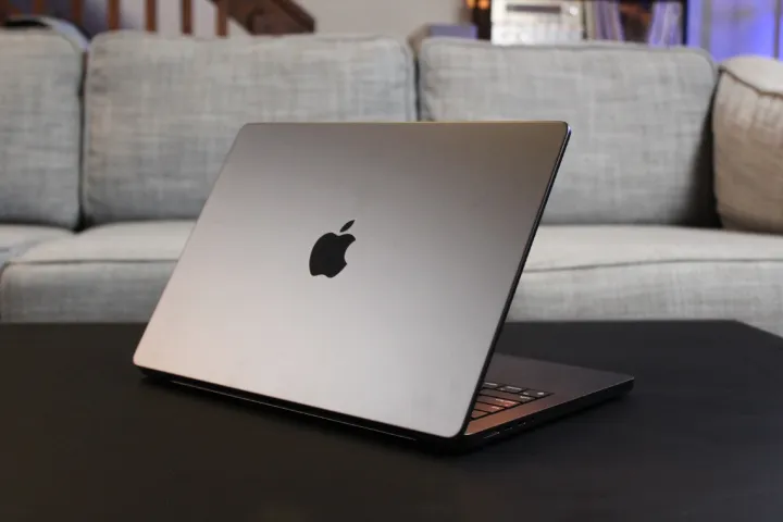MacBook Pro 14 pouces vs MacBook Pro 13 pouces